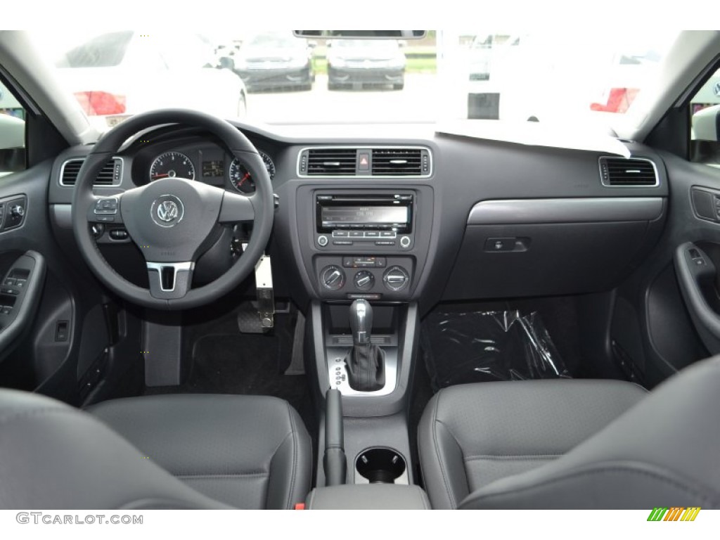 2014 Volkswagen Jetta TDI Sedan Titan Black Dashboard Photo #86521759