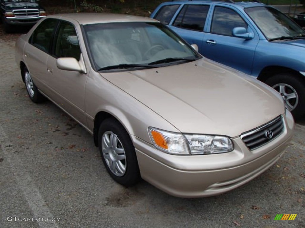 2000 Camry LE V6 - Cashmere Beige Metallic / Oak photo #1