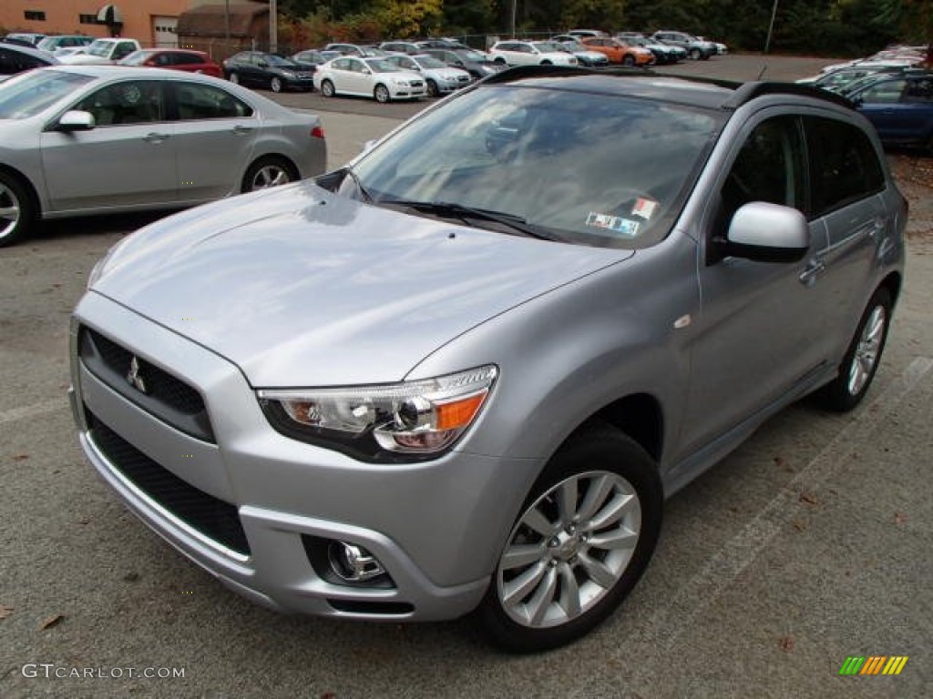 Cool Silver Metallic 2011 Mitsubishi Outlander Sport SE 4WD Exterior Photo #86527557