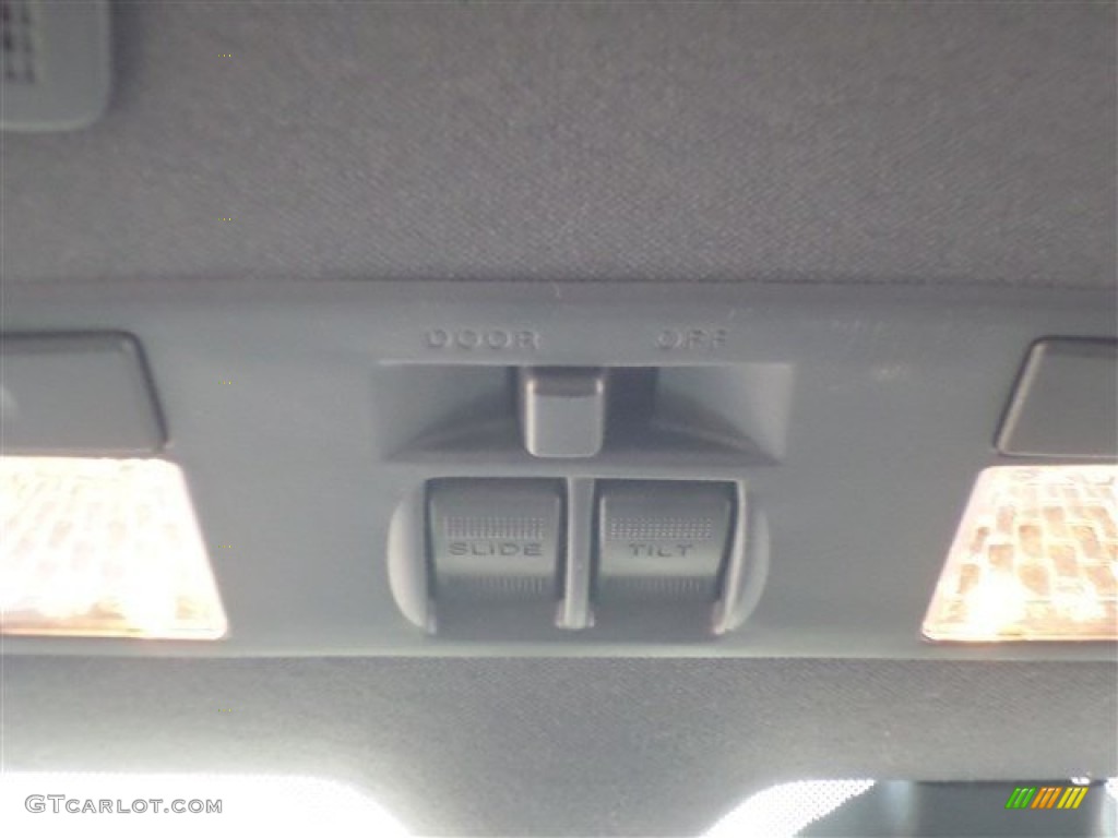 2014 Ford Fiesta ST Hatchback Controls Photo #86528787