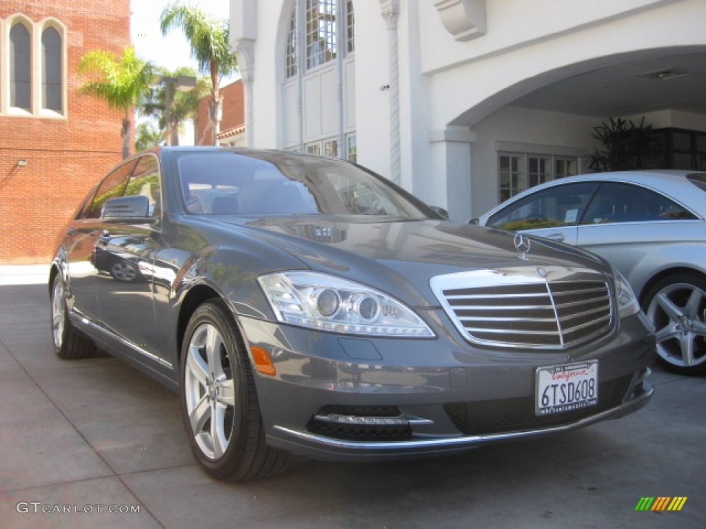 Flint Grey Metallic Mercedes-Benz S