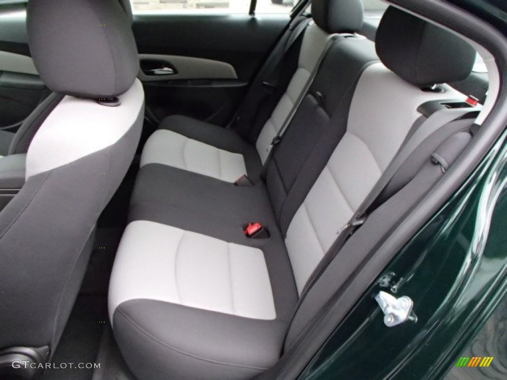 2014 Cruze LS - Rainforest Green Metallic / Jet Black/Medium Titanium photo #12