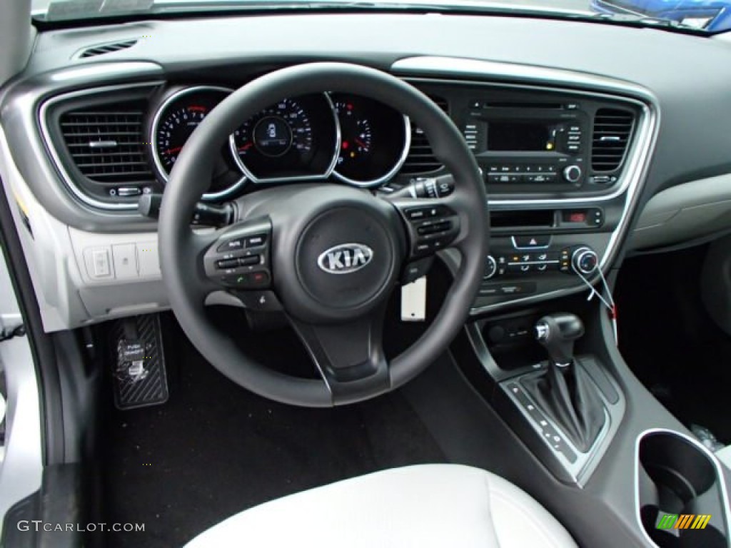 2014 Kia Optima LX Gray Dashboard Photo #86531704