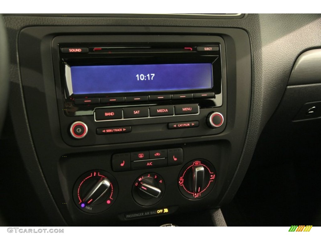 2013 Jetta TDI Sedan - Moonrock Silver Metallic / Titan Black photo #8