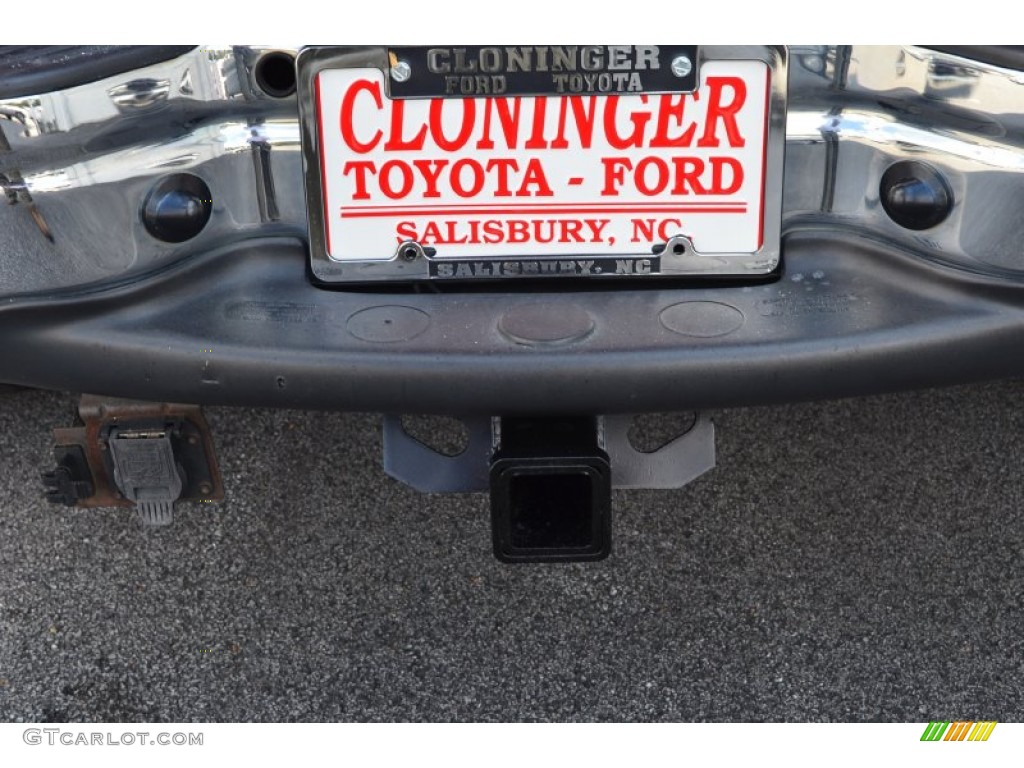 2003 F150 XLT Regular Cab 4x4 - Toreador Red Metallic / Dark Graphite Grey photo #13