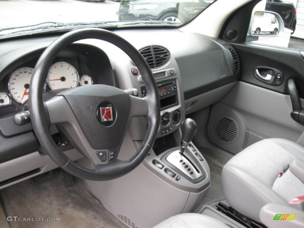 2005 VUE V6 AWD - Silver Nickel / Gray photo #10