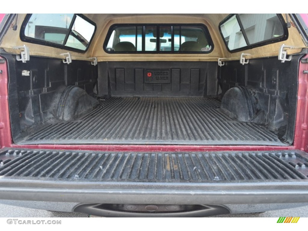 2003 F150 XLT Regular Cab 4x4 - Toreador Red Metallic / Dark Graphite Grey photo #14