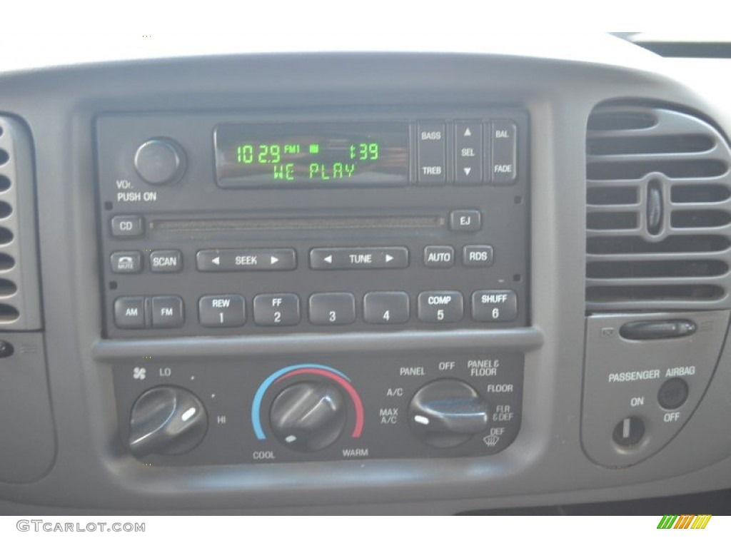 2003 F150 XLT Regular Cab 4x4 - Toreador Red Metallic / Dark Graphite Grey photo #15