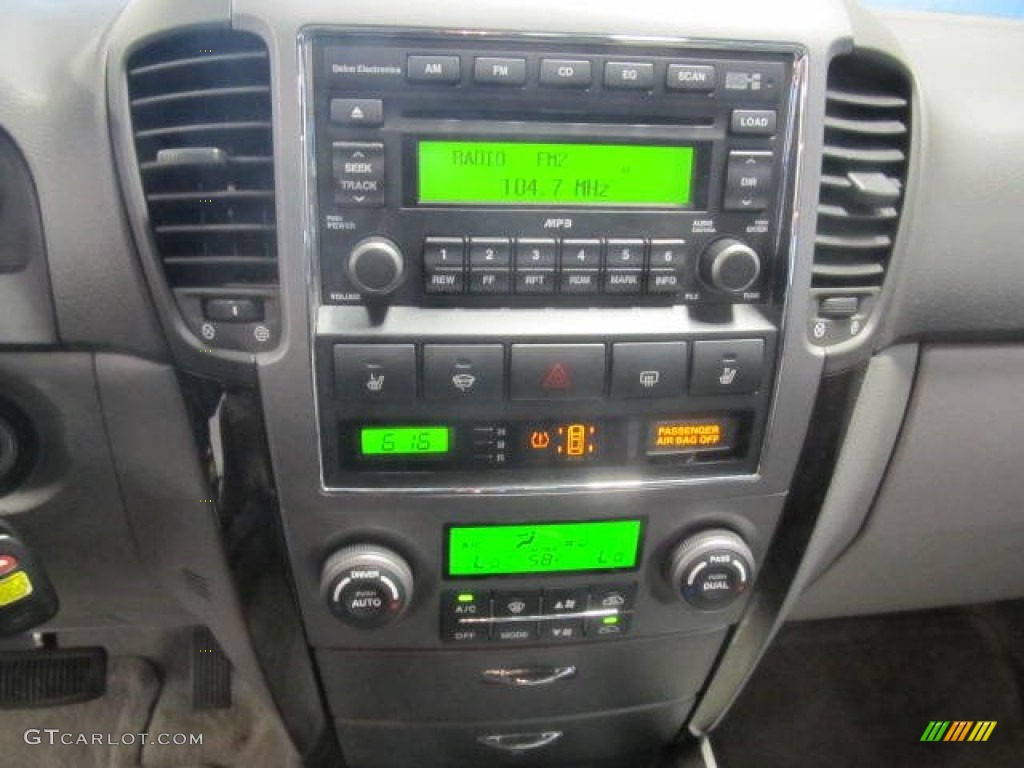 2007 Sorento EX 4WD - Silver / Gray photo #12