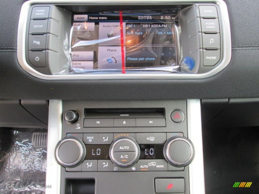 2013 Land Rover Range Rover Evoque Pure Controls Photo #86536167