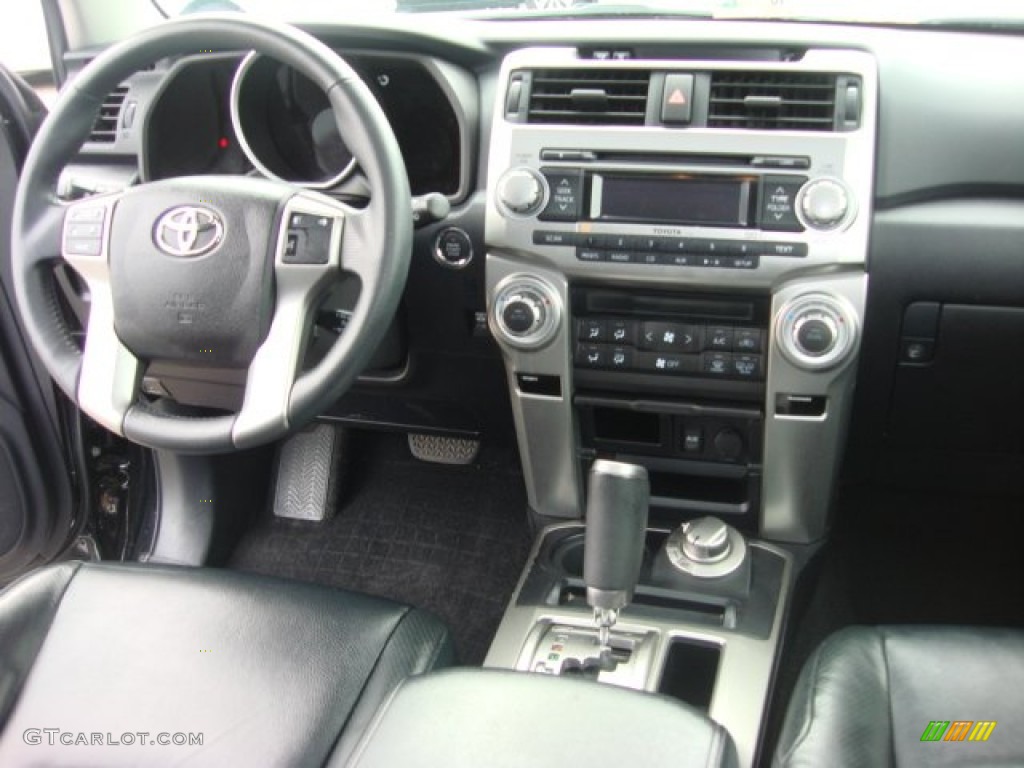 2010 4Runner SR5 4x4 - Black / Graphite photo #17