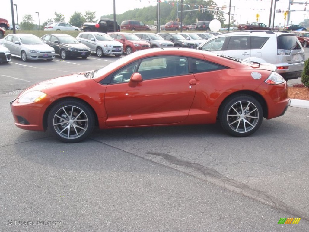 2012 Eclipse SE Coupe - Sunset Pearlescent / Dark Charcoal photo #2