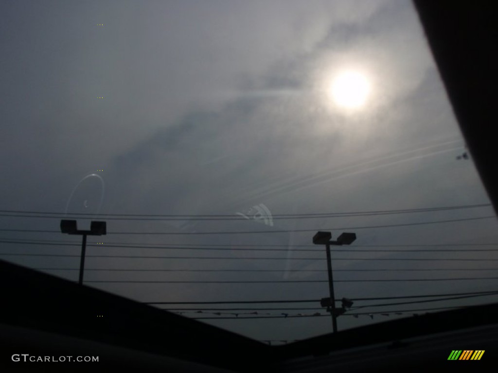 2012 Eclipse SE Coupe - Sunset Pearlescent / Dark Charcoal photo #18