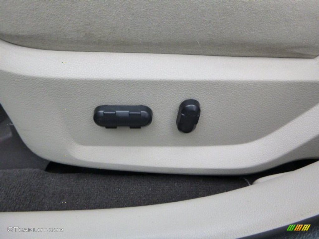 2008 Taurus SEL - Light Ice Blue Metallic / Camel photo #21