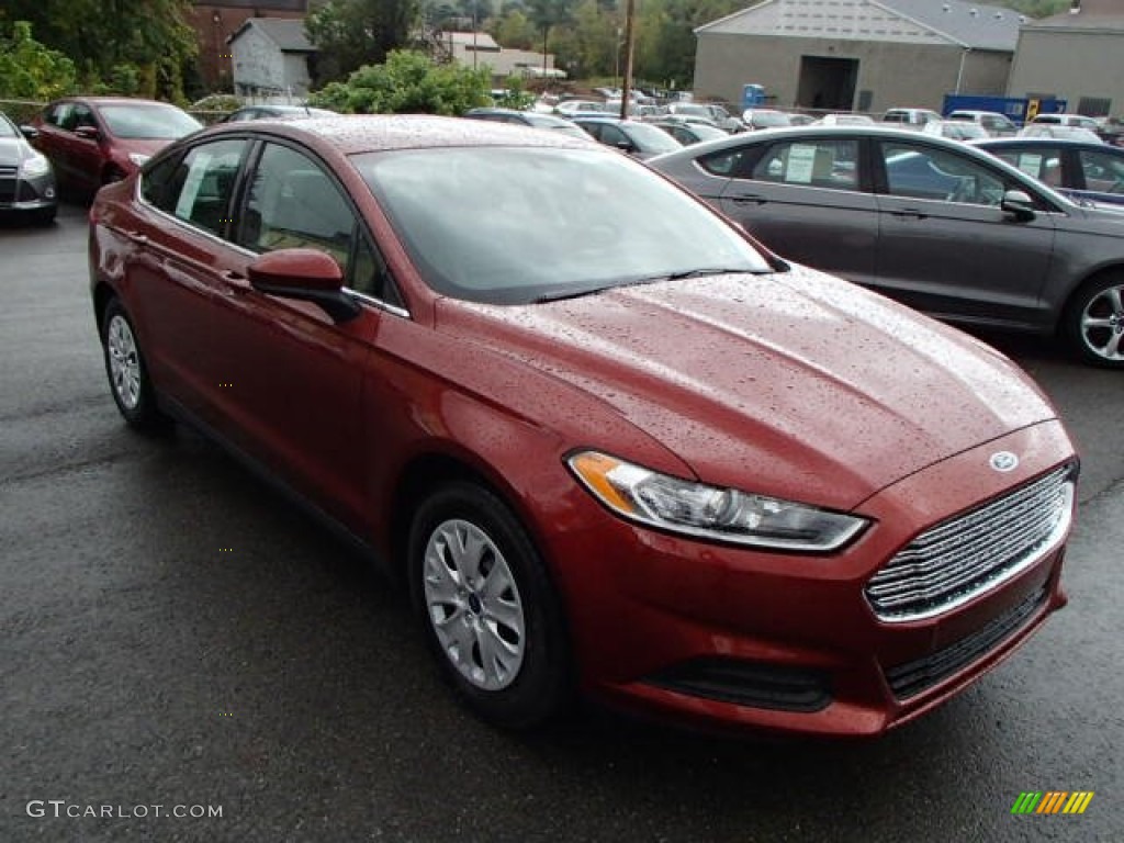 Sunset 2014 Ford Fusion S Exterior Photo #86538459
