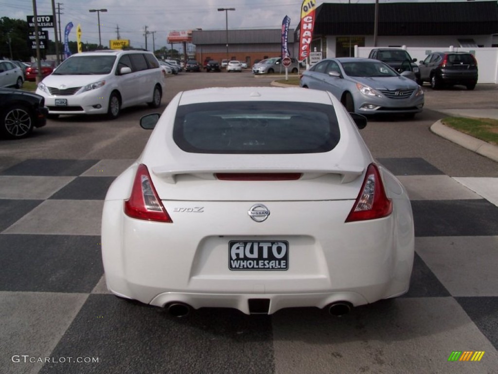2012 370Z Sport Touring Coupe - Pearl White / Gray photo #4