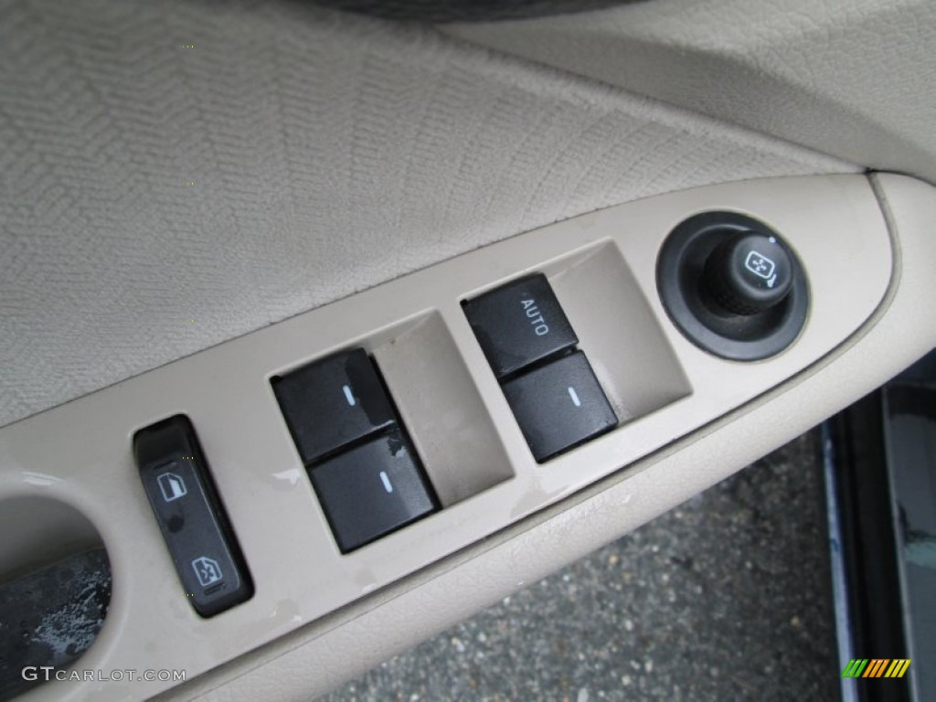2008 Mercury Milan V6 Controls Photo #86542014