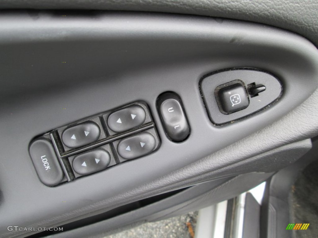 2001 Mustang GT Convertible - Silver Metallic / Dark Charcoal photo #13