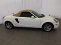 Super White - MR2 Spyder Roadster Photo No. 5