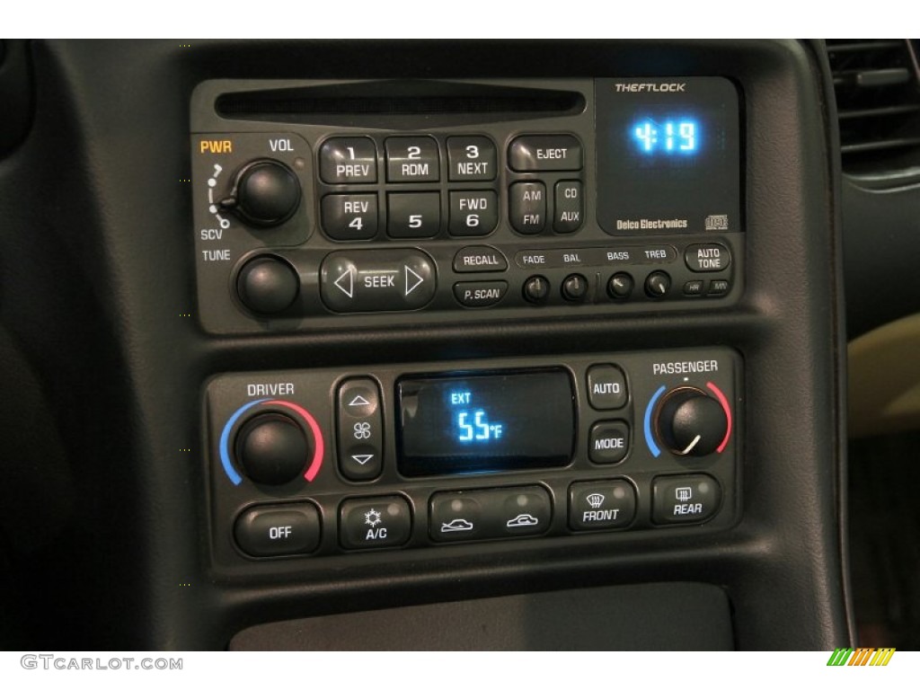 2000 Chevrolet Corvette Convertible Controls Photo #86545032