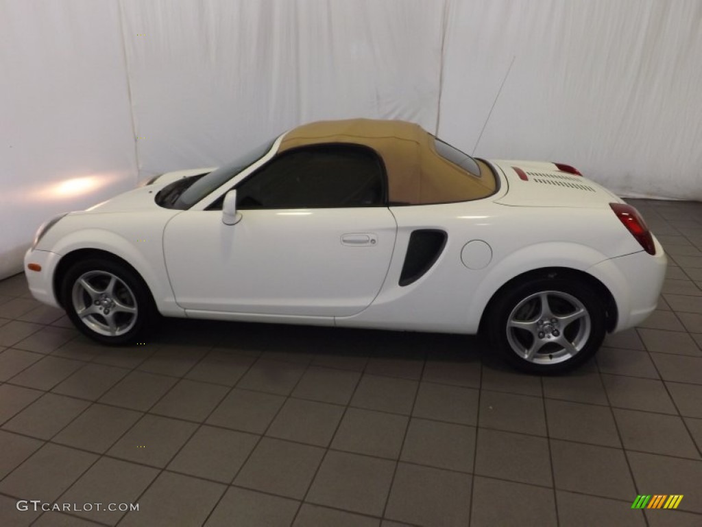 2002 MR2 Spyder Roadster - Super White / Tan photo #10