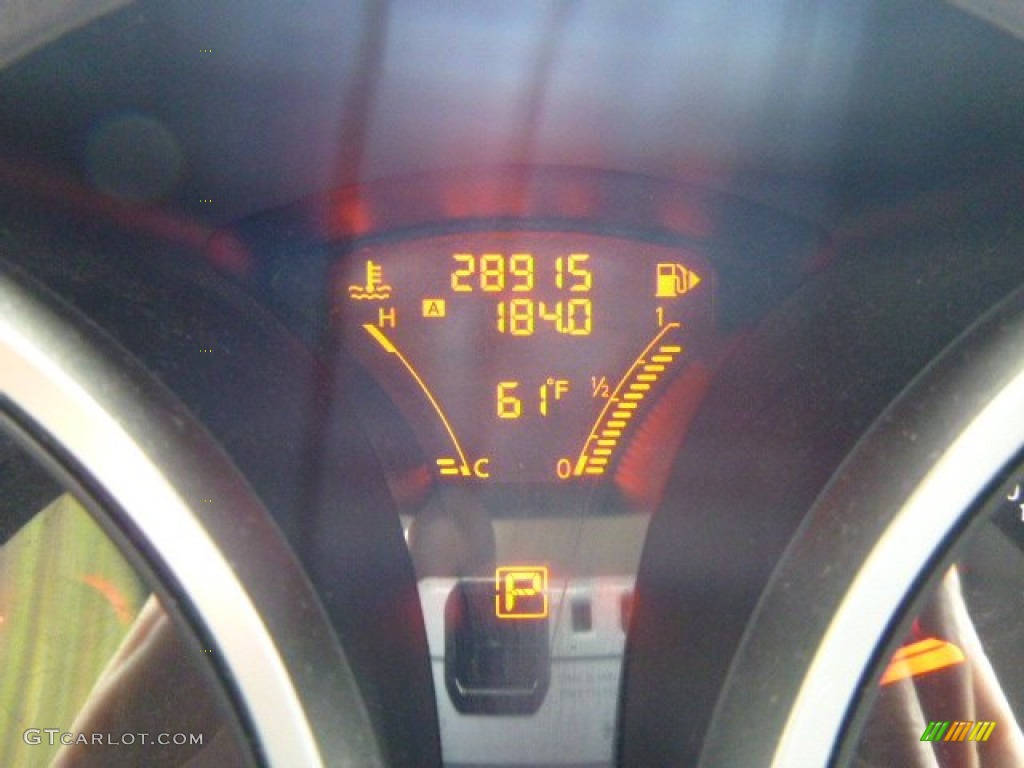 2011 Juke S AWD - White Pearl / Black/Silver Trim photo #20