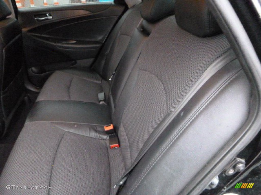 2011 Sonata SE - Midnight Black / Black photo #11