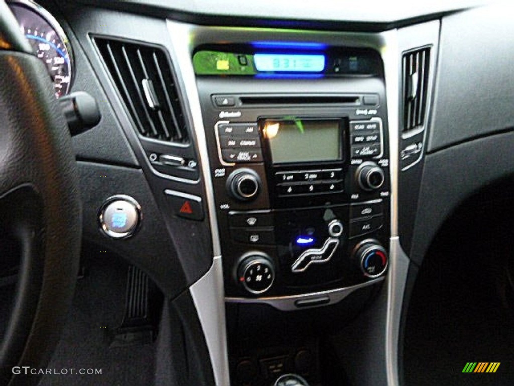 2011 Sonata SE - Midnight Black / Black photo #18