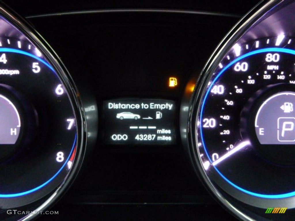 2011 Sonata SE - Midnight Black / Black photo #20