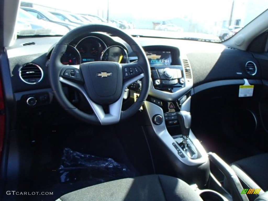 2014 Cruze LT - Crystal Red Tintcoat / Jet Black photo #12