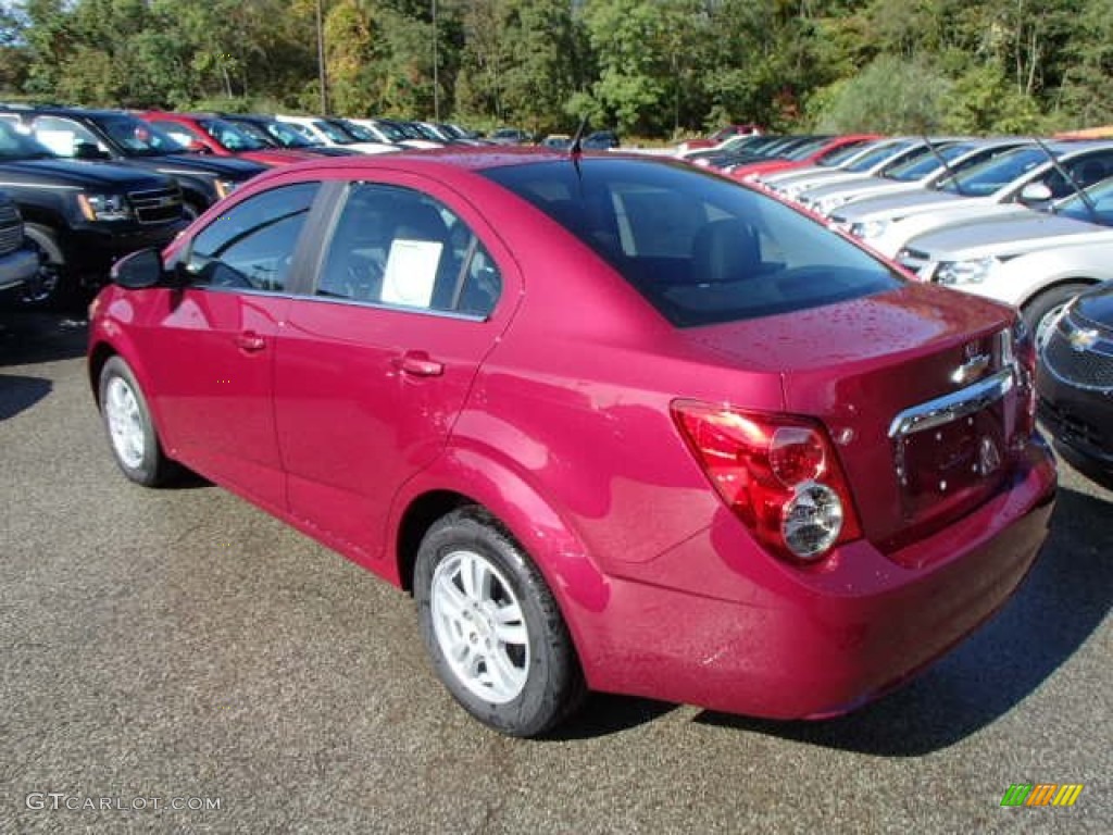 Deep Magenta Metallic 2014 Chevrolet Sonic LT Sedan Exterior Photo #86550018