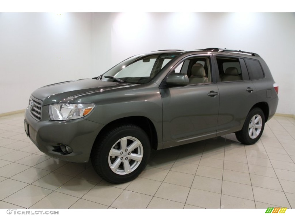 2010 Highlander SE 4WD - Cypress Green Pearl / Sand Beige photo #3