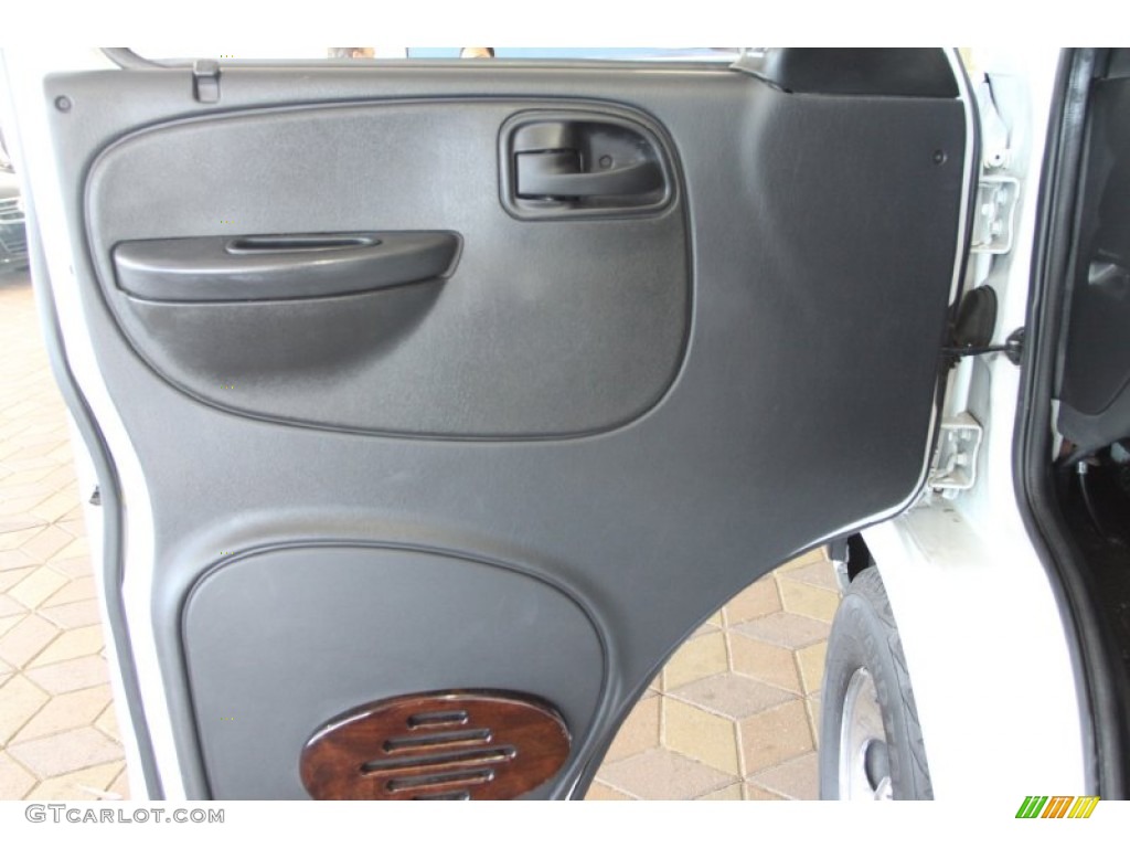 2003 Ram Van 1500 Passenger Conversion - Bright White / Dark Slate Gray photo #11