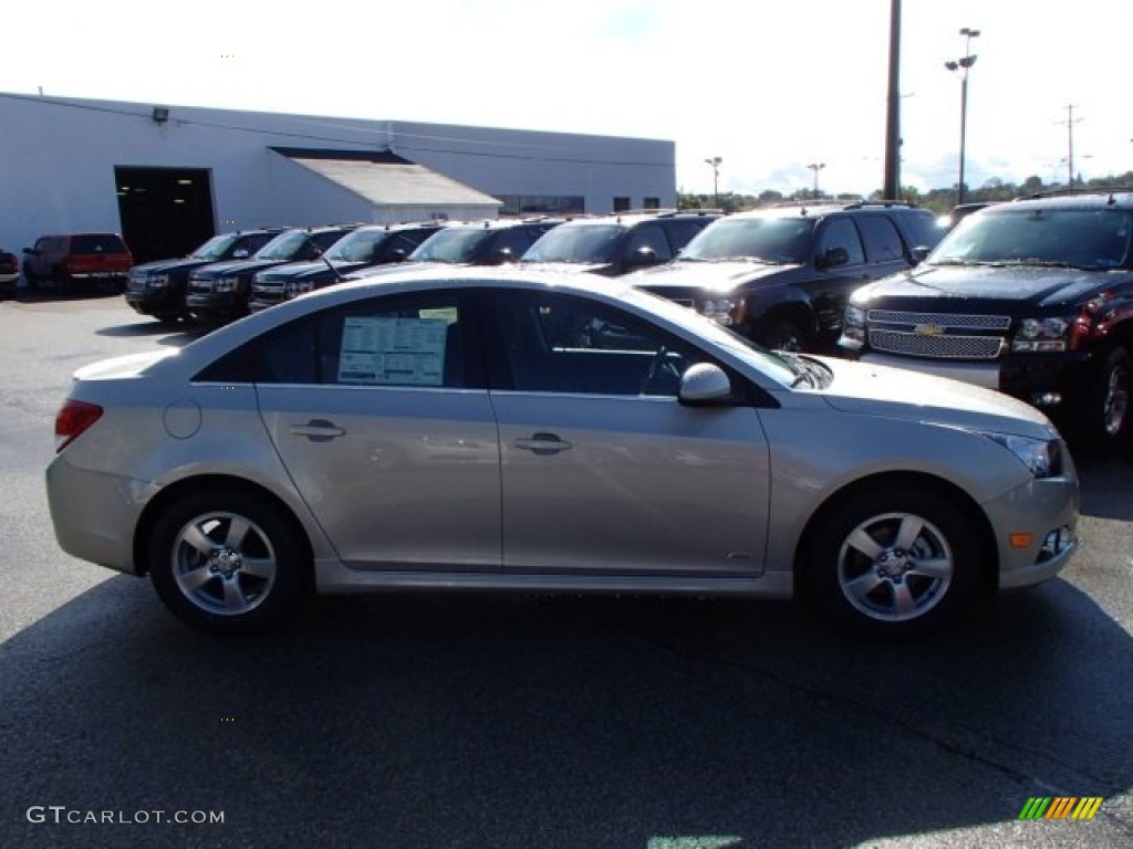 2014 Cruze LT - Champagne Silver Metallic / Jet Black photo #4