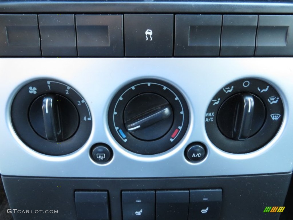 2007 Ford Explorer XLT Ironman Edition Controls Photo #86556162