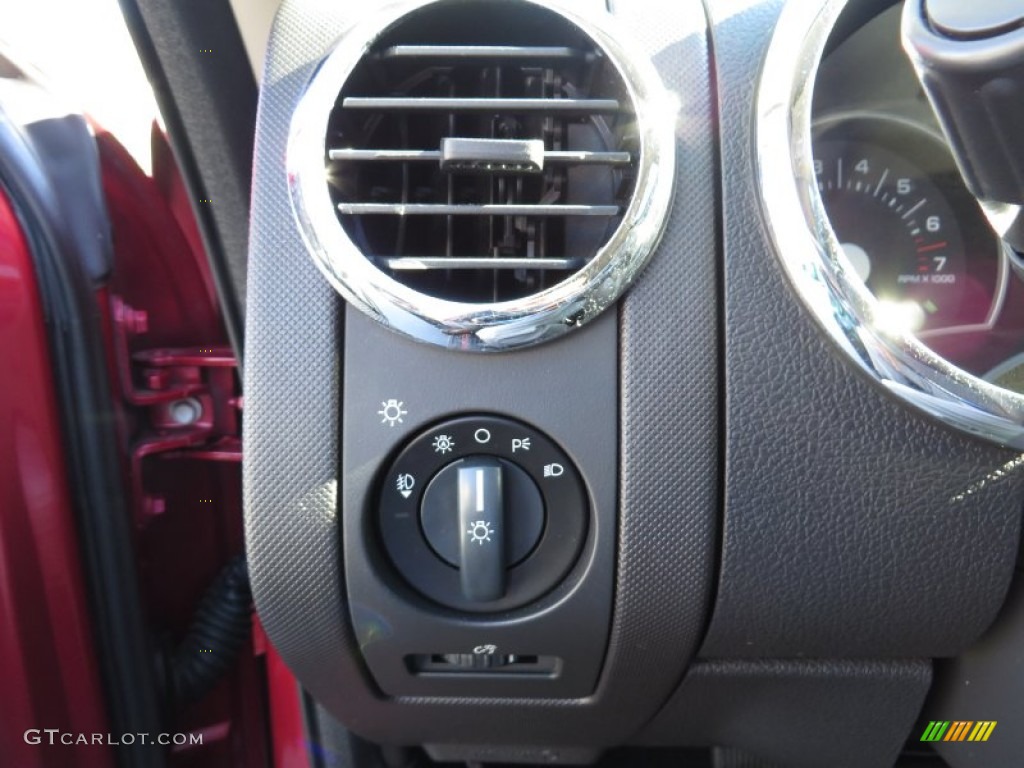 2007 Ford Explorer XLT Ironman Edition Controls Photo #86556219