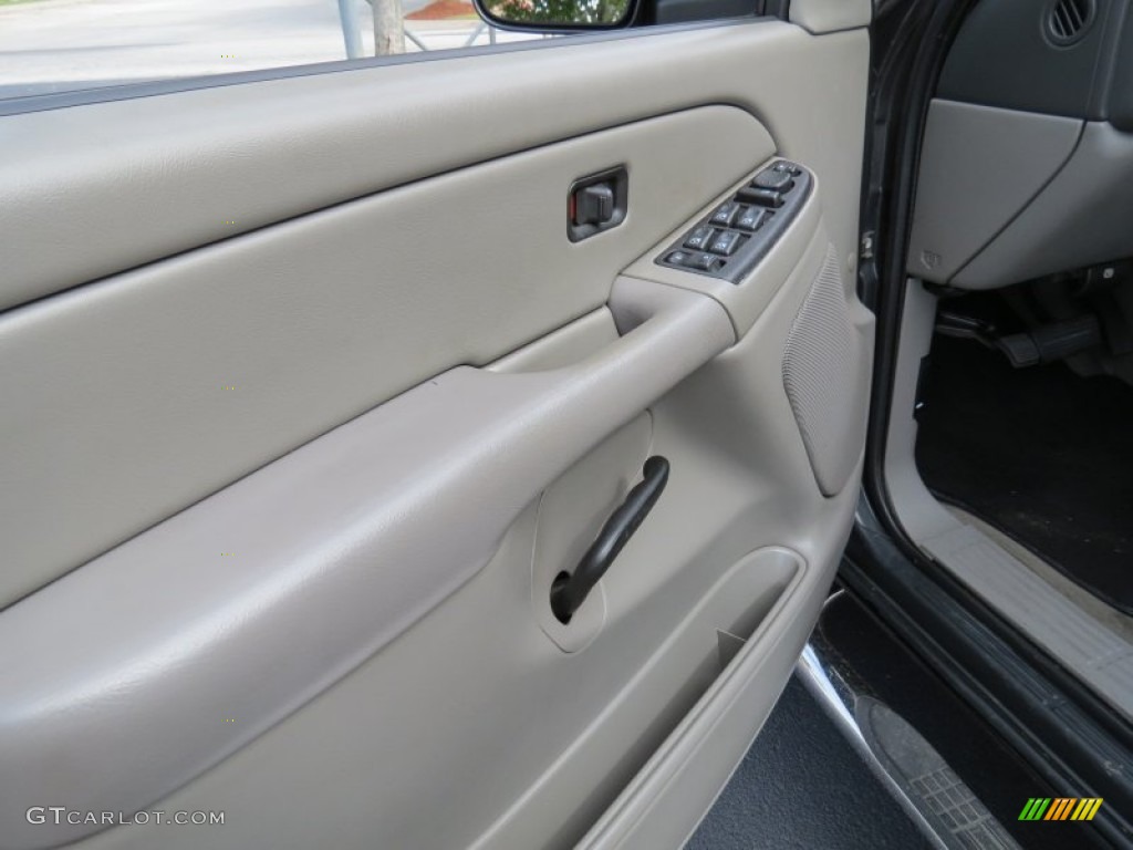 2006 Avalanche LS - Dark Gray Metallic / Gray/Dark Charcoal photo #7