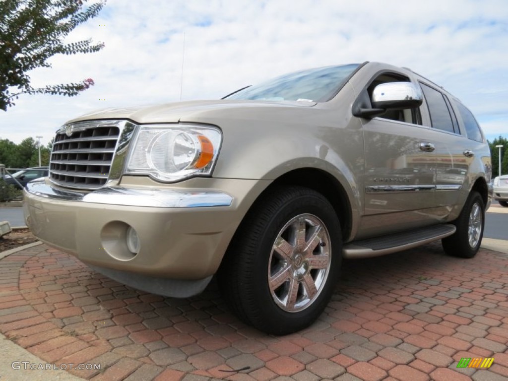 2008 Aspen Limited - Light Sandstone Metallic / Light Graystone photo #1