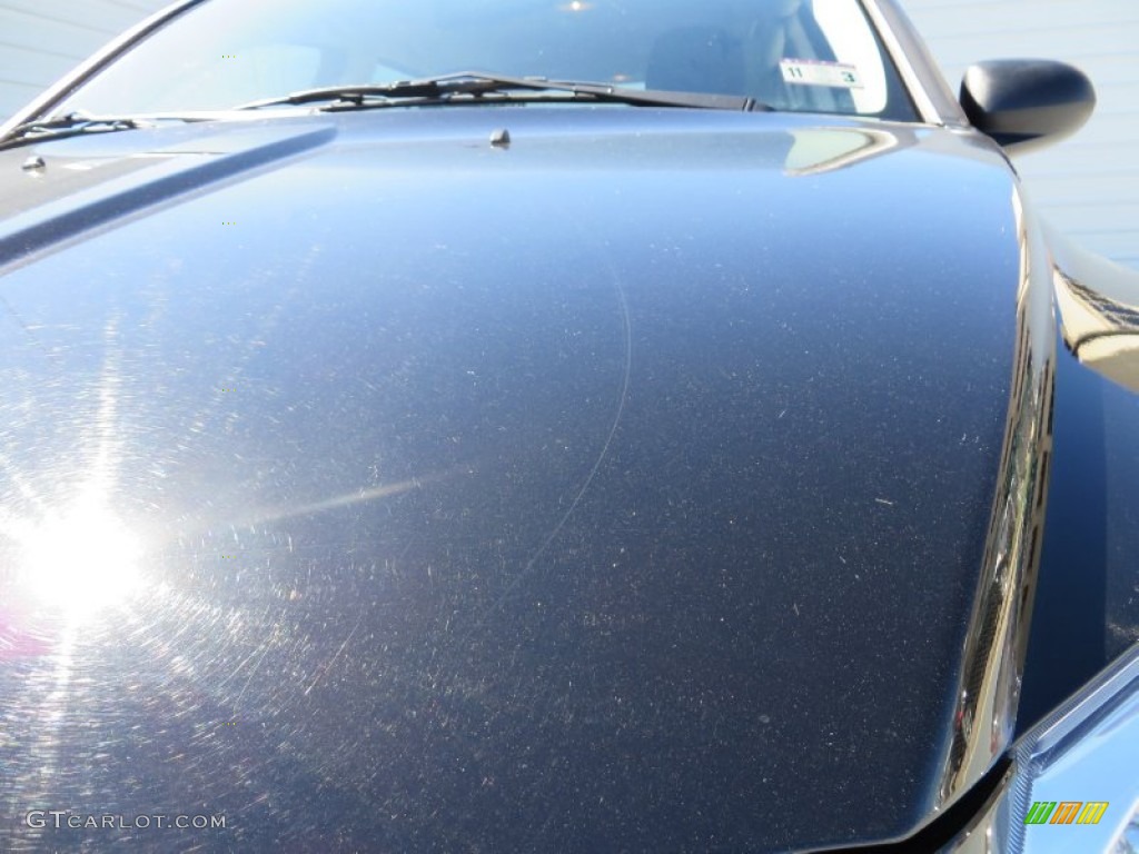 2012 Caliber SXT Plus - Black / Dark Slate Gray photo #12