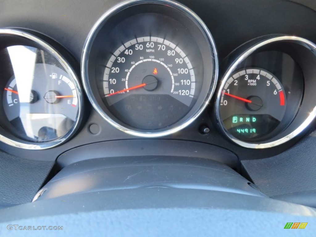 2012 Caliber SXT Plus - Black / Dark Slate Gray photo #43
