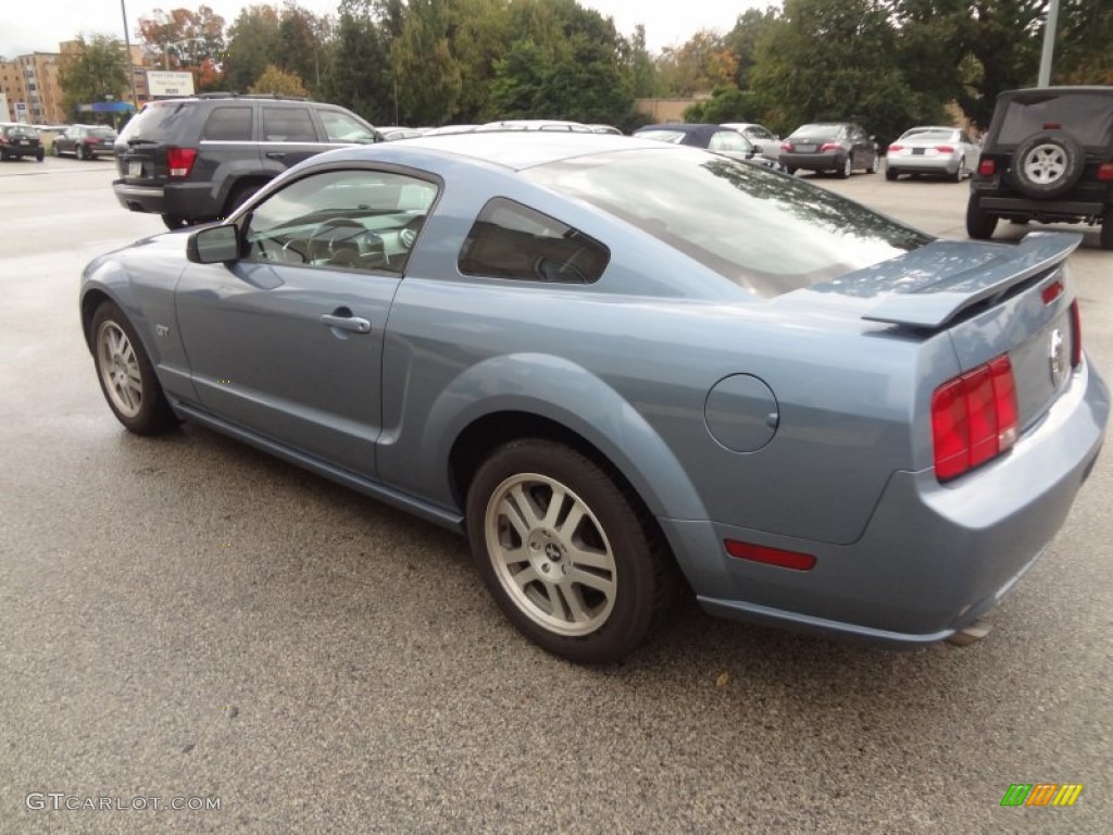 2006 Mustang GT Premium Coupe - Windveil Blue Metallic / Dark Charcoal photo #9
