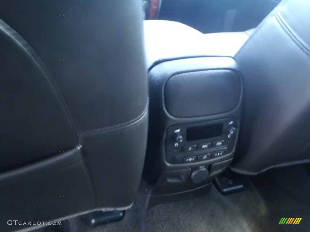 2006 Envoy XL Denali - Black Onyx / Ebony Black photo #25