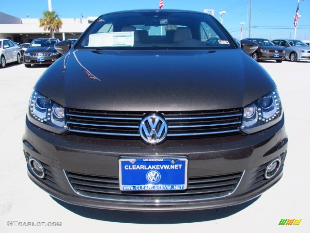 2014 Eos Executive - Black Oak Brown Metallic / Cornsilk Beige photo #2