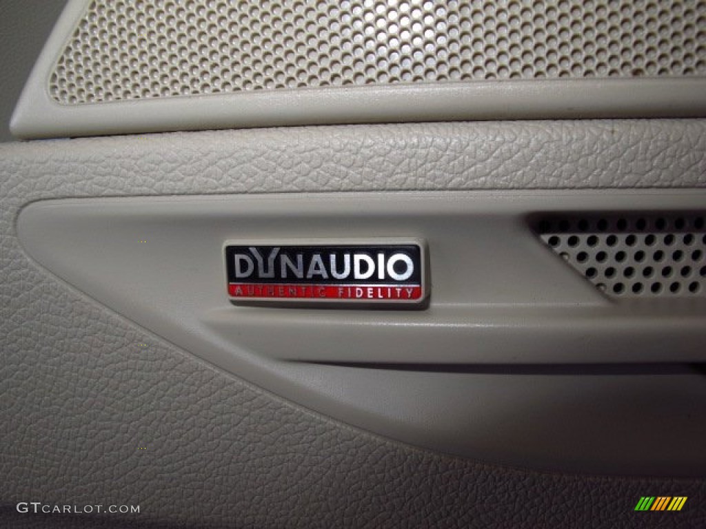 2014 Eos Executive - Black Oak Brown Metallic / Cornsilk Beige photo #17