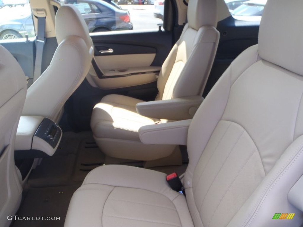 2012 Acadia Denali - Carbon Black Metallic / Cashmere photo #24