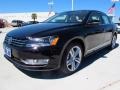 2014 Black Volkswagen Passat 1.8T SEL Premium  photo #3