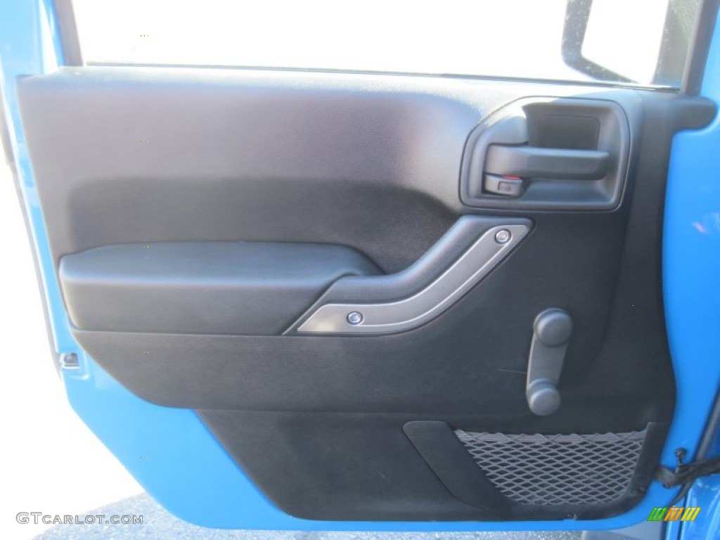 2012 Wrangler Unlimited Sahara Mopar JK-8 Conversion 4x4 - Cosmos Blue / Black photo #10