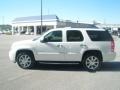 Summit White - Yukon Denali Photo No. 11