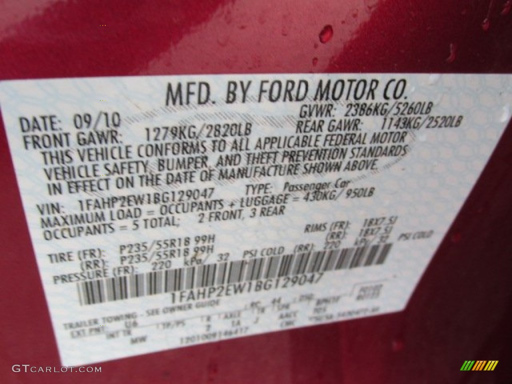 2011 Taurus SEL - Red Candy / Charcoal Black photo #24