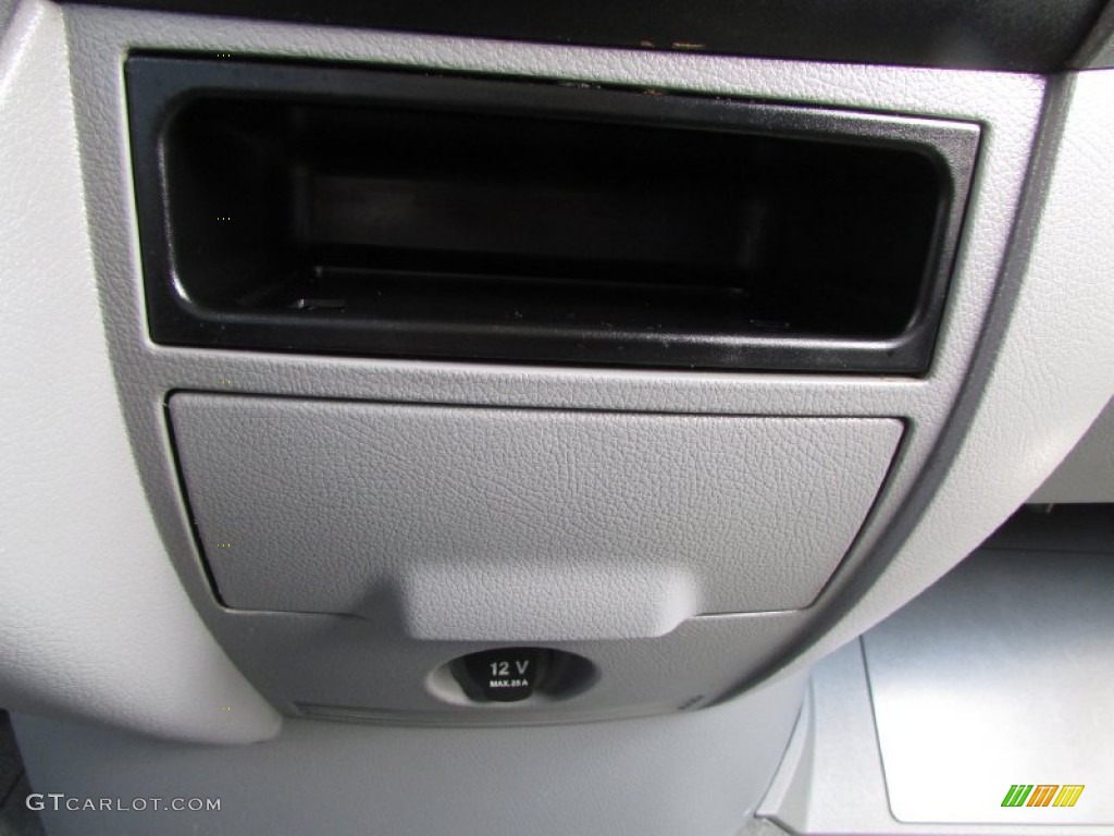 2008 Sprinter Van 2500 Cargo - Arctic White / Gray photo #28